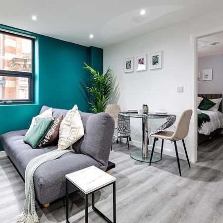 Cosy Modern Apt In Heart Of Stockport - Sleeps 4 Appartement Buitenkant foto