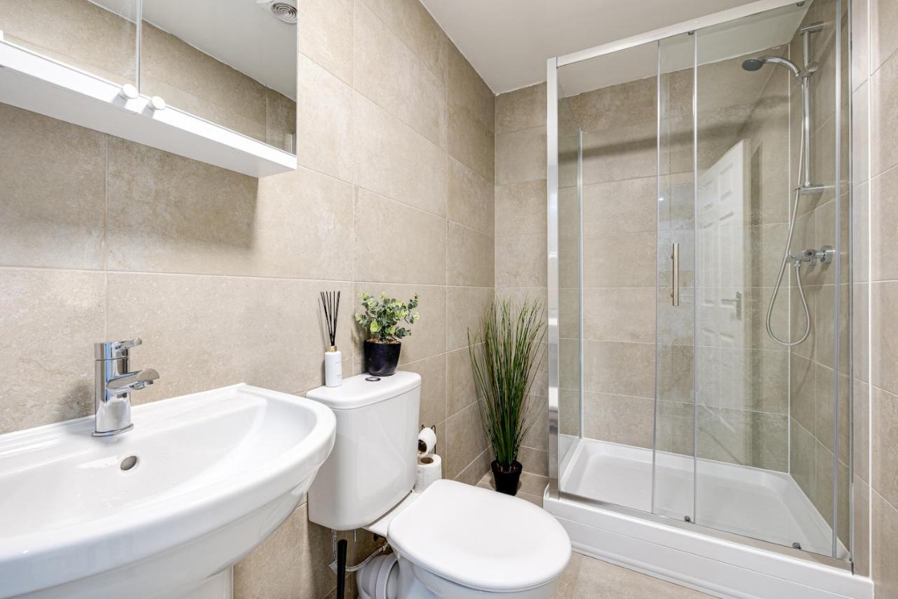 Cosy Modern Apt In Heart Of Stockport - Sleeps 4 Appartement Buitenkant foto