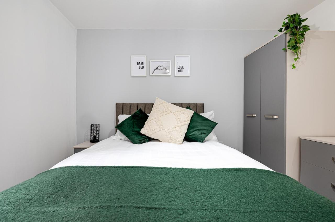 Cosy Modern Apt In Heart Of Stockport - Sleeps 4 Appartement Buitenkant foto