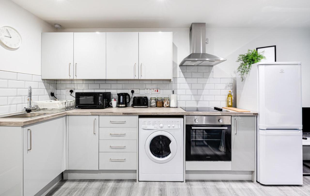 Cosy Modern Apt In Heart Of Stockport - Sleeps 4 Appartement Buitenkant foto