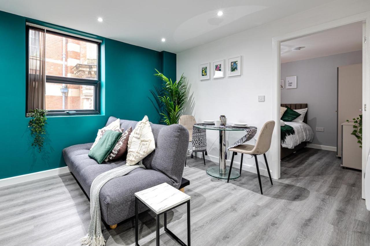 Cosy Modern Apt In Heart Of Stockport - Sleeps 4 Appartement Buitenkant foto